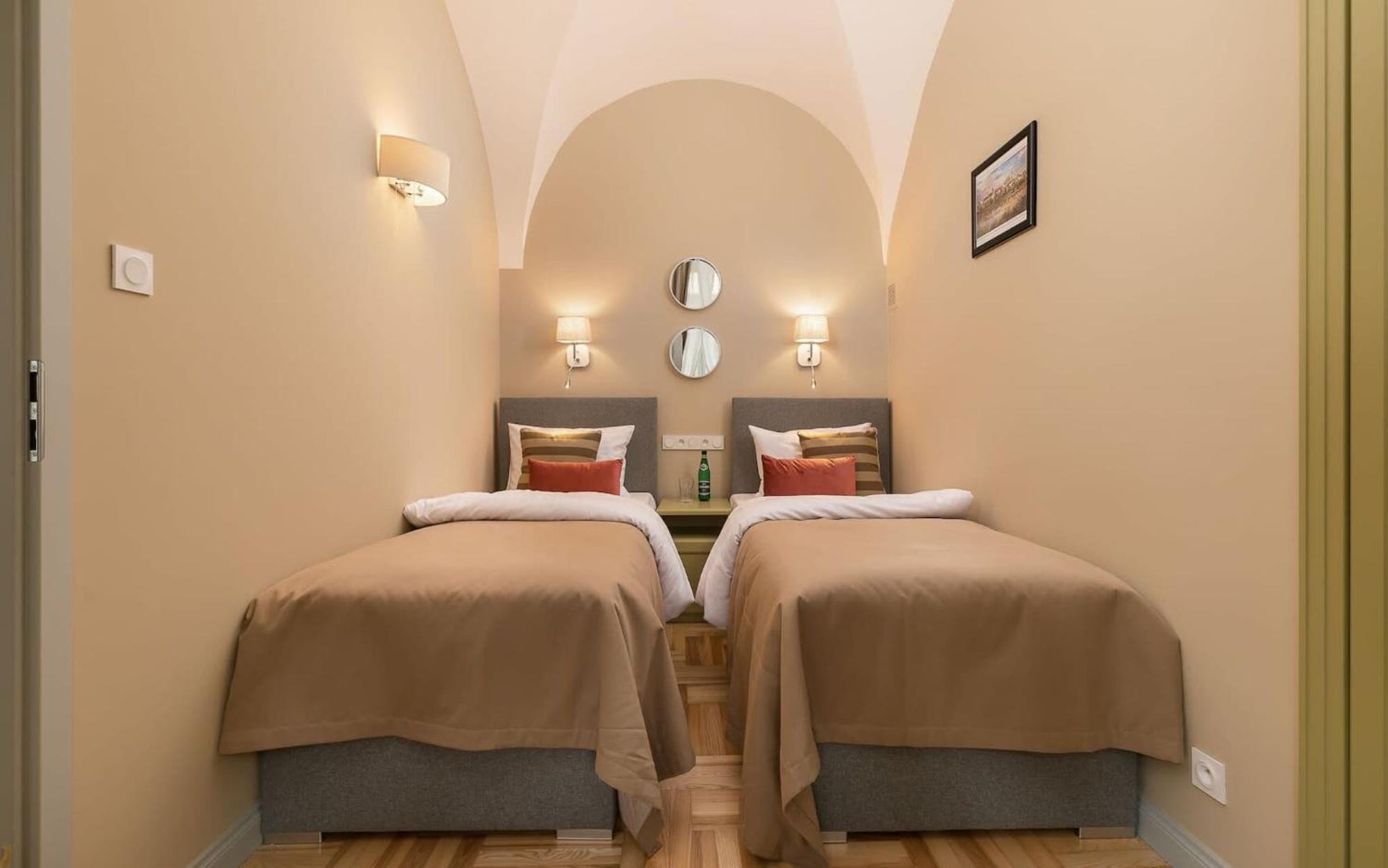 Rent Like Home - Krakowskie Przedmiescie 12 Varsó Kültér fotó